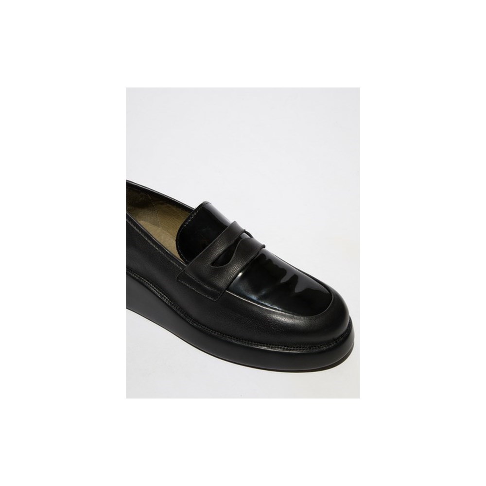 Black Women's Fly London Blar513fly Wedge | SJAO-35029