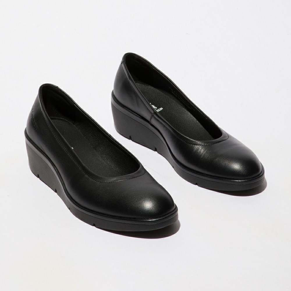Black Women's Fly London Numa570fly Wedge | SFIV-38921