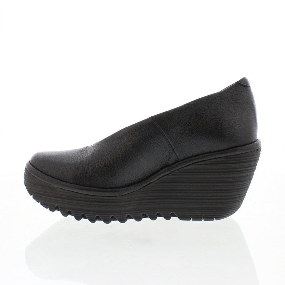 Black Women's Fly London YAZ Wedge | JTNP-92638