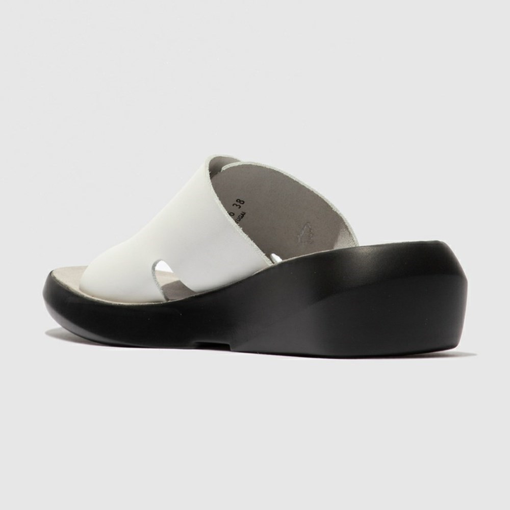White Women's Fly London Bait742fly Wedge | DCGN-54069